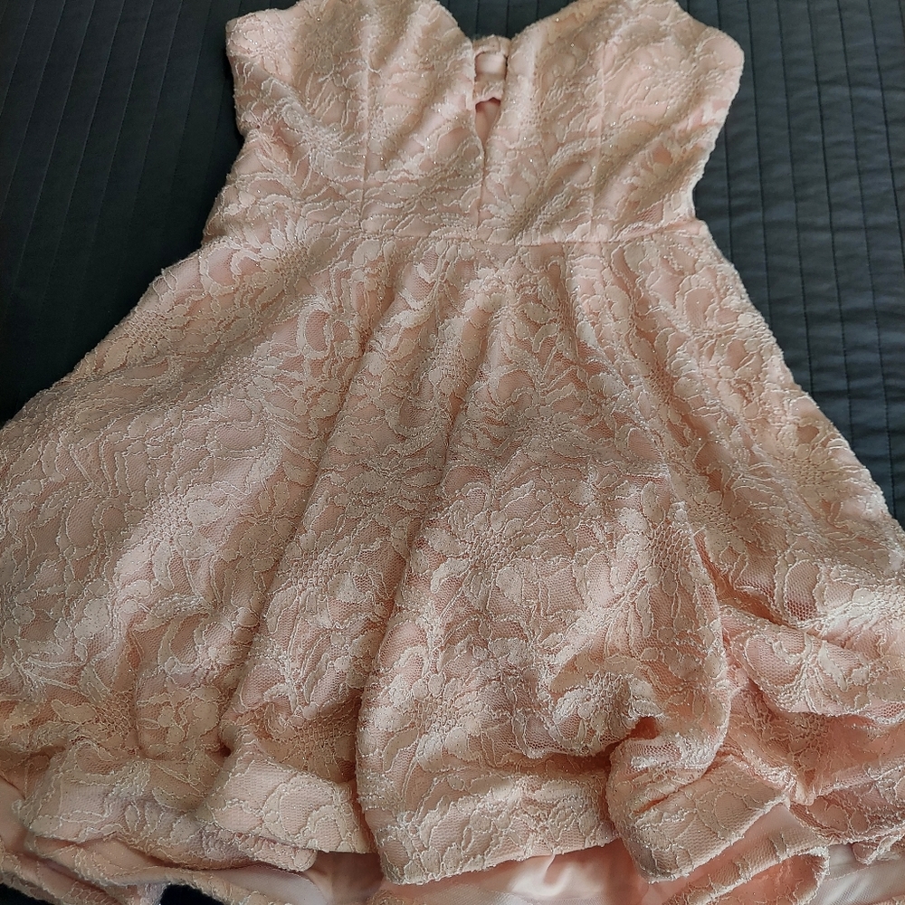 ⭐️ Windsor Fit & Flare Backless Lace Mini Dress peach Size large Homecoming